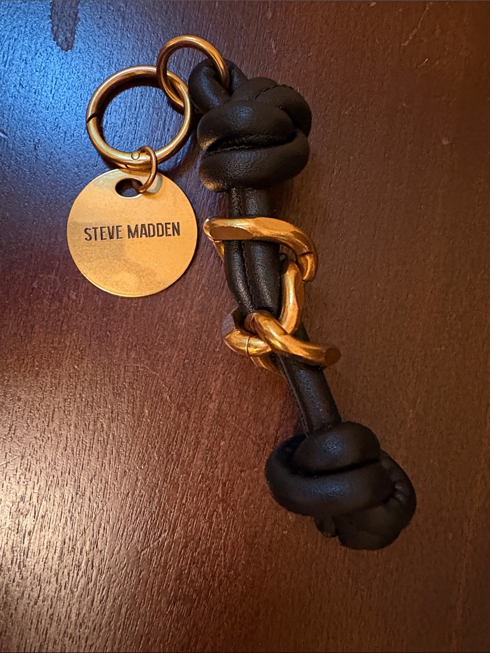Steve Madden bag charm knotted key ring